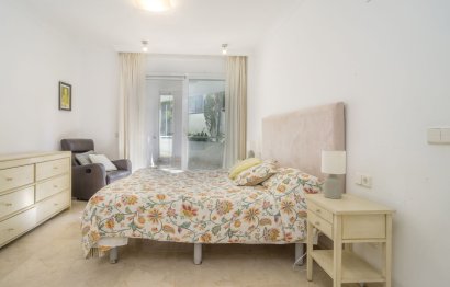 Resale - Apartment - Ground Floor Apartment - Marbella - Puerto Banús