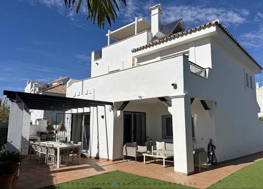 Reventa - House - Detached Villa - Marbella - Nueva Andalucia