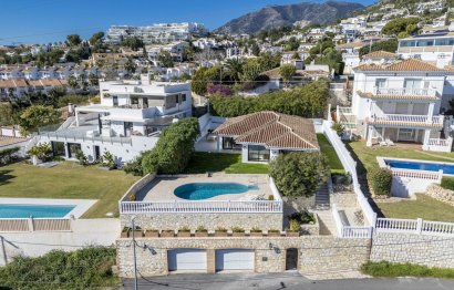 Resale - House - Detached Villa - Benalmádena - Benalmadena Costa