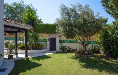 Resale - House - Detached Villa - Benahavís - La Quinta