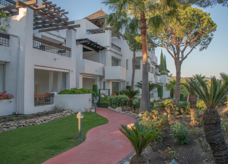 Resale - Apartment - Ground Floor Apartment - Marbella - Río Real