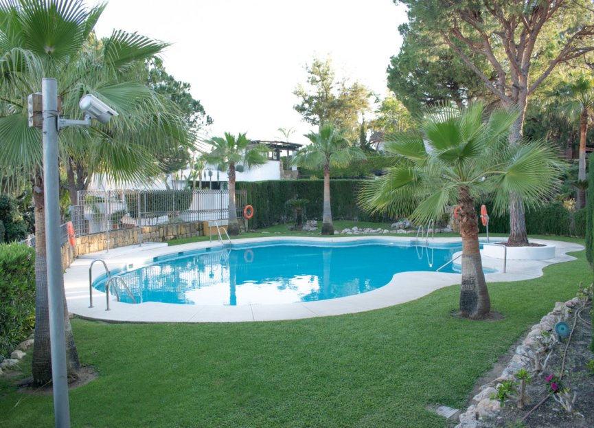 Resale - Apartment - Ground Floor Apartment - Marbella - Río Real