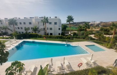 Resale - Apartment - Ground Floor Apartment - Estepona - Estepona Centro