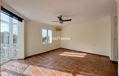 Resale - House - Townhouse - Benahavís - Benahavís Centro