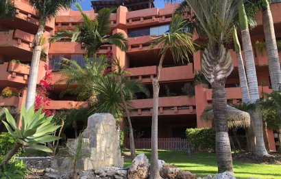 Resale - Apartment - Middle Floor Apartment - Estepona - New Golden Mile