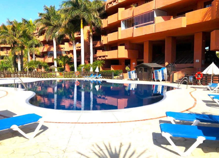 Resale - Apartment - Middle Floor Apartment - Estepona - New Golden Mile