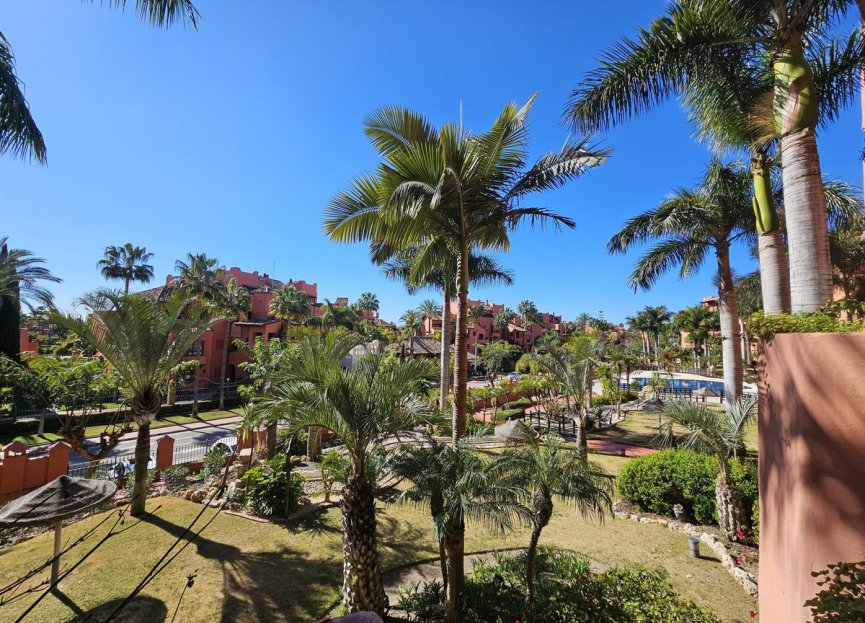 Resale - Apartment - Middle Floor Apartment - Estepona - New Golden Mile