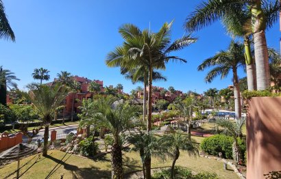 Resale - Apartment - Middle Floor Apartment - Estepona - New Golden Mile