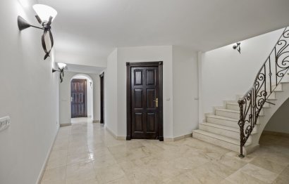 Resale - House - Detached Villa - Benahavís - Los Arqueros