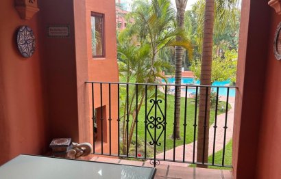 Resale - Apartment - Middle Floor Apartment - Marbella - Marbella Centro