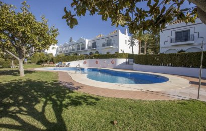 Resale - House - Townhouse - Marbella - Nueva Andalucia