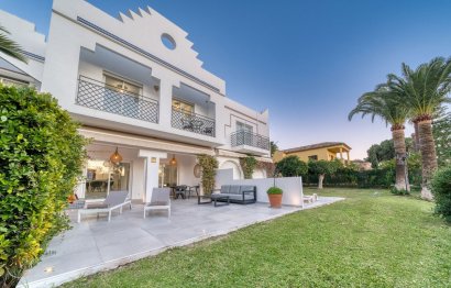 Resale - House - Townhouse - Marbella - Nueva Andalucia