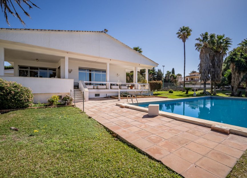 Resale - House - Detached Villa - Marbella - Marbella Centro