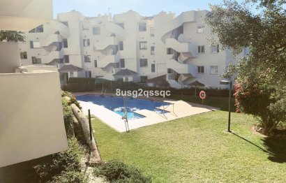 Resale - Apartment - Middle Floor Apartment - Marbella - Elviria