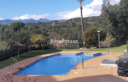 Resale - Apartment - Middle Floor Apartment - Marbella - Elviria