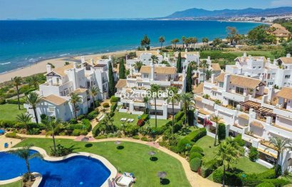 Resale - Apartment - Middle Floor Apartment - Marbella - Los Monteros