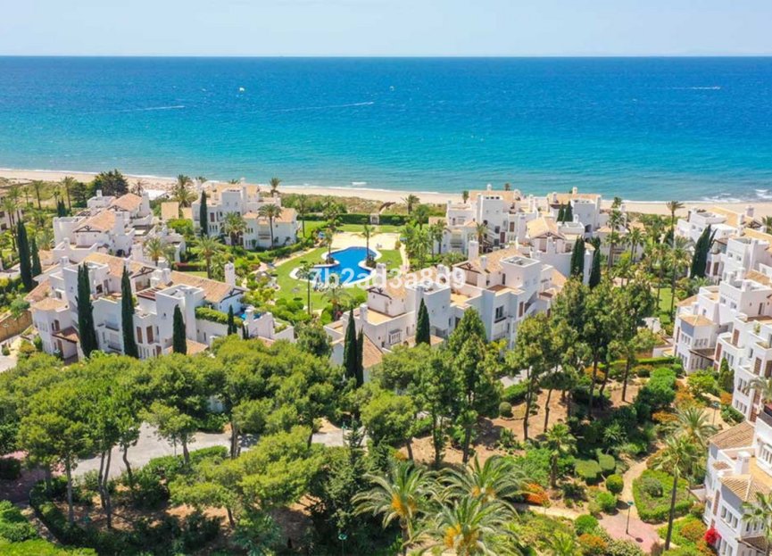 Resale - Apartment - Middle Floor Apartment - Marbella - Los Monteros