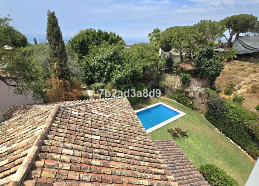 Resale - House - Detached Villa - Marbella - Elviria