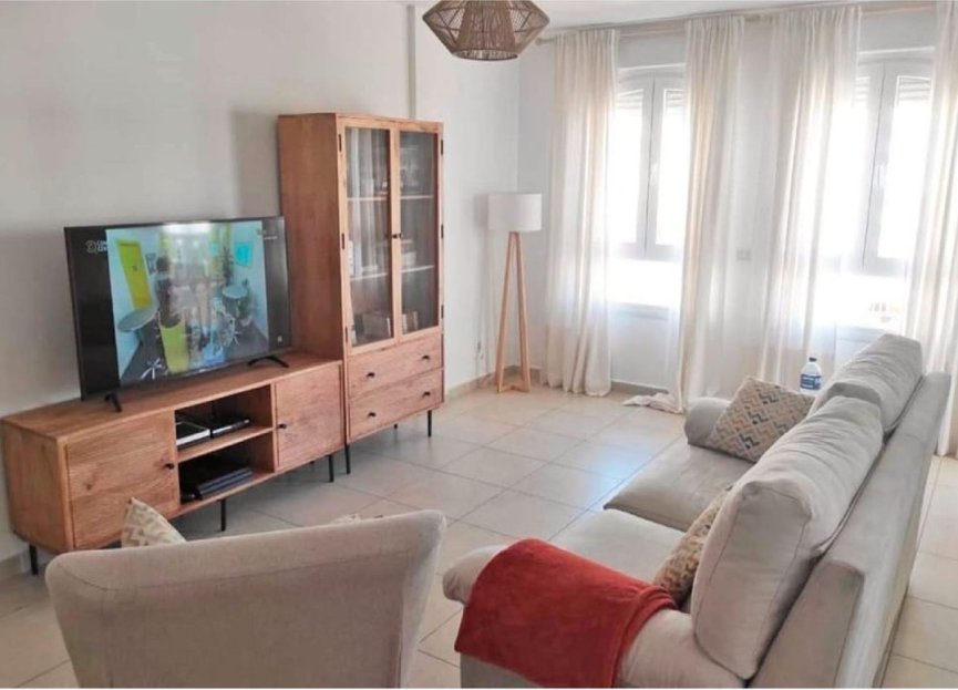 Resale - Apartment - Middle Floor Apartment - Marbella - Nueva Andalucia