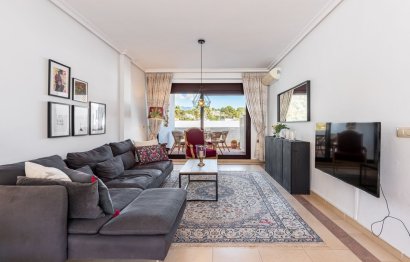 Resale - Apartment - Penthouse - Marbella - Nueva Andalucia