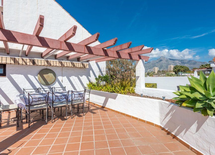 Resale - Apartment - Penthouse - Marbella - Nueva Andalucia