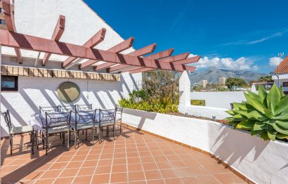 Resale - Apartment - Penthouse - Marbella - Nueva Andalucia