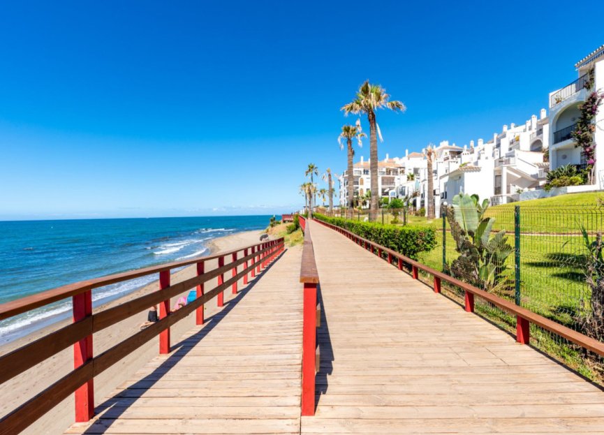 Resale - Apartment - Middle Floor Apartment - Mijas - Calahonda