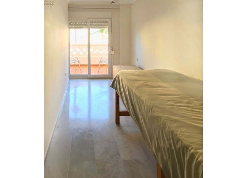 Resale - Apartment - Middle Floor Apartment - Marbella - San Pedro De Alcantara