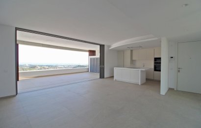 Resale - Apartment - Middle Floor Apartment - Benahavís - La Quinta