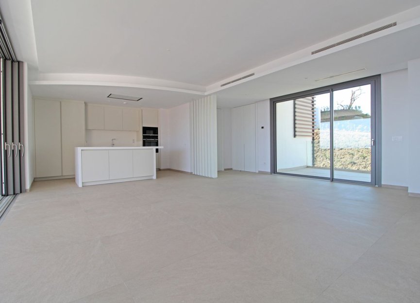 Resale - Apartment - Middle Floor Apartment - Benahavís - La Quinta