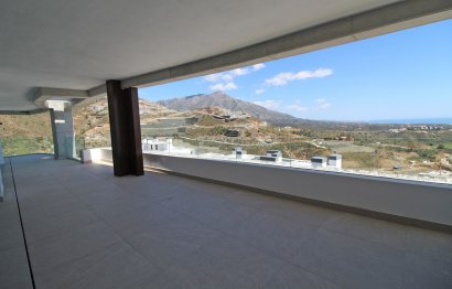 Resale - Apartment - Middle Floor Apartment - Benahavís - La Quinta