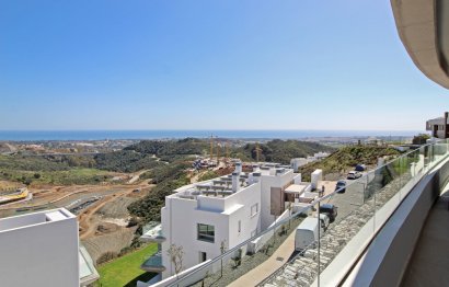 Resale - Apartment - Middle Floor Apartment - Benahavís - La Quinta