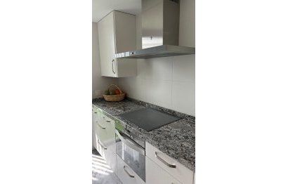 Resale - Apartment - Middle Floor Apartment - Fuengirola - Fuengirola Centro