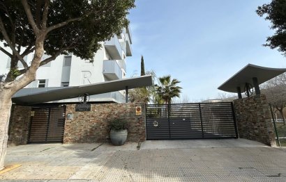 Resale - Apartment - Middle Floor Apartment - Fuengirola - Fuengirola Centro