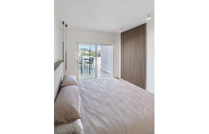 Resale - Apartment - Penthouse - Marbella - Puerto Banús