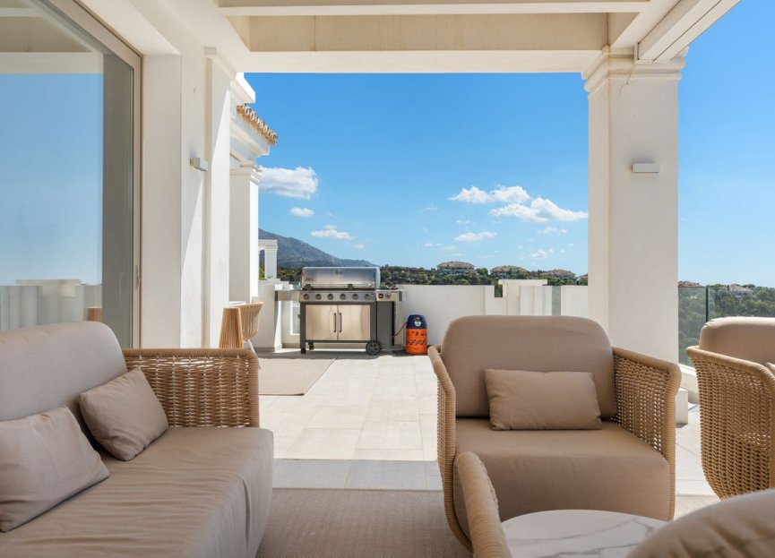 Resale - Apartment - Penthouse - Marbella - Nueva Andalucia