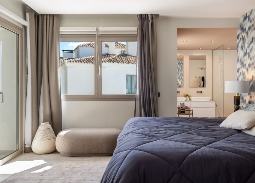 Resale - Apartment - Penthouse - Marbella - Nueva Andalucia