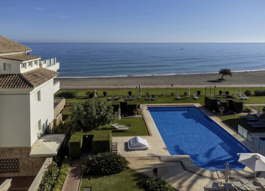 Resale - Apartment - Ground Floor Apartment - Estepona - Estepona Centro