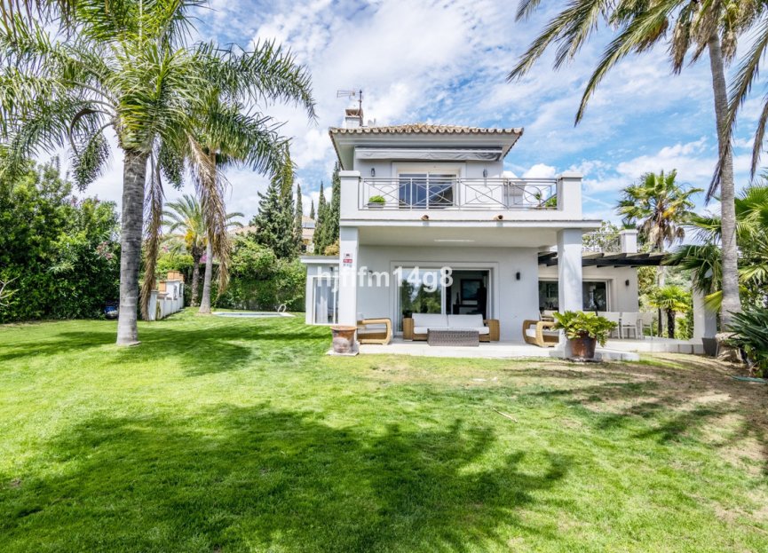 Resale - House - Detached Villa - Marbella - El Rosario