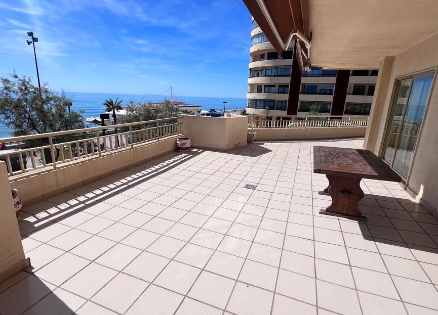 Resale - Apartment - Middle Floor Apartment - Fuengirola - Fuengirola Centro