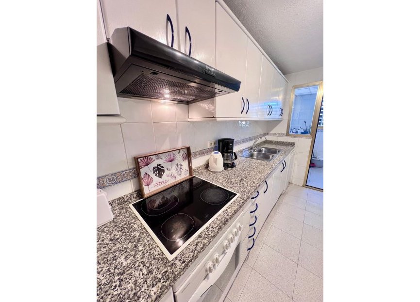 Resale - Apartment - Middle Floor Apartment - Fuengirola - Fuengirola Centro