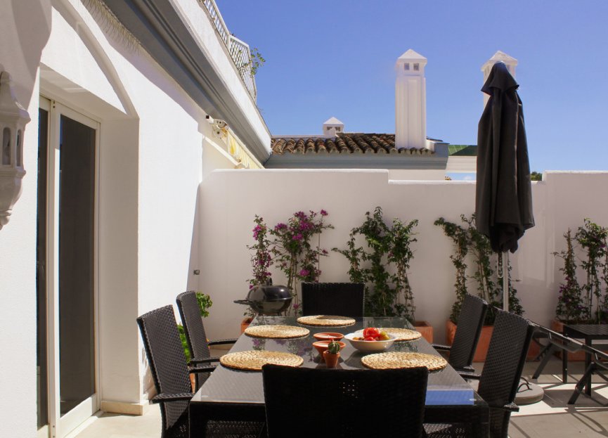 Resale - Apartment - Penthouse - Estepona - Estepona Centro