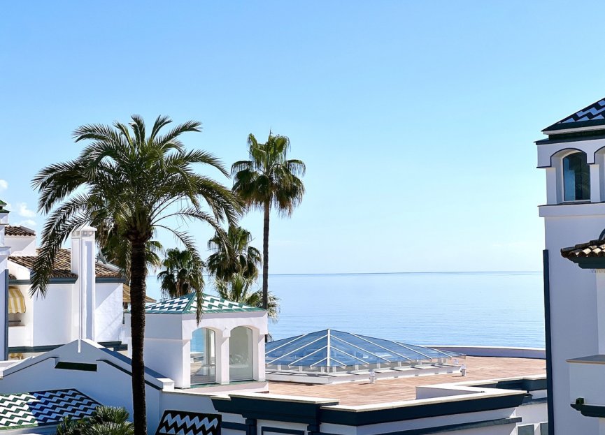 Resale - Apartment - Penthouse - Estepona - Estepona Centro