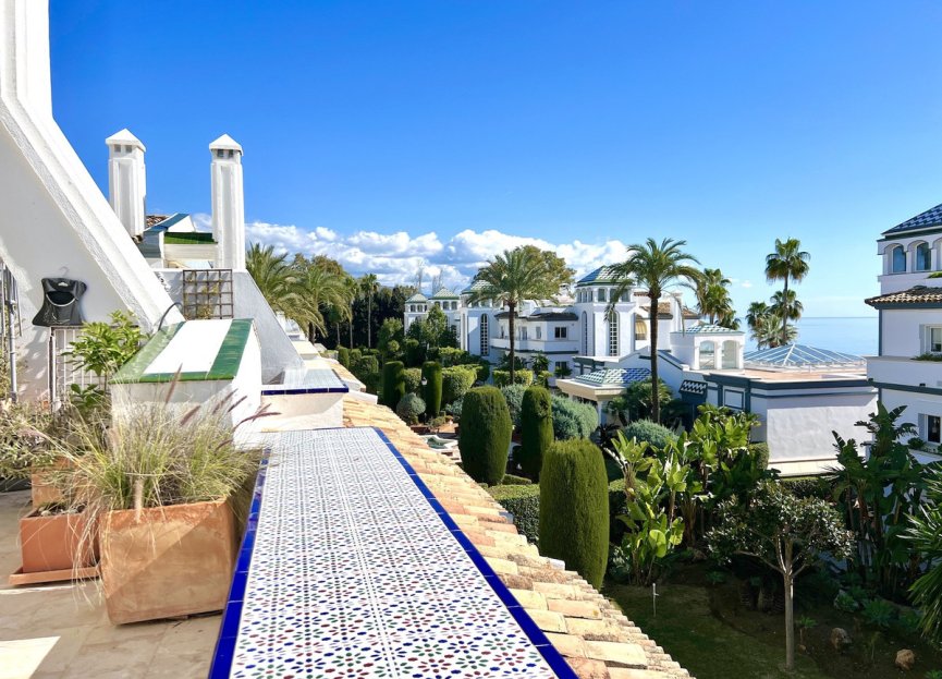 Resale - Apartment - Penthouse - Estepona - Estepona Centro