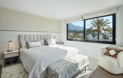 Resale - House - Detached Villa - Marbella - Nueva Andalucia