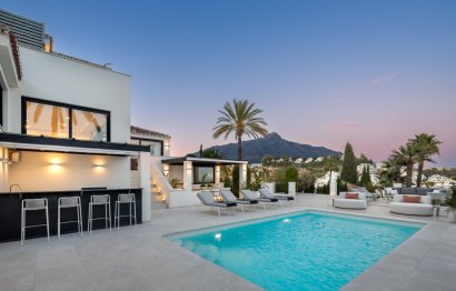 Reventa - House - Detached Villa - Marbella - Nueva Andalucia