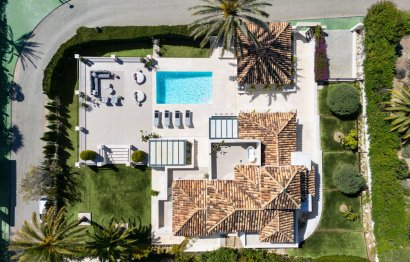 Resale - House - Detached Villa - Marbella - Nueva Andalucia