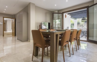 Resale - House - Detached Villa - Benahavís - El Madroñal