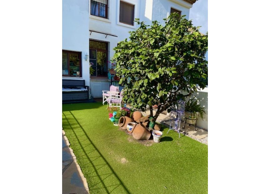 Resale - House - Townhouse - Estepona - Estepona Centro