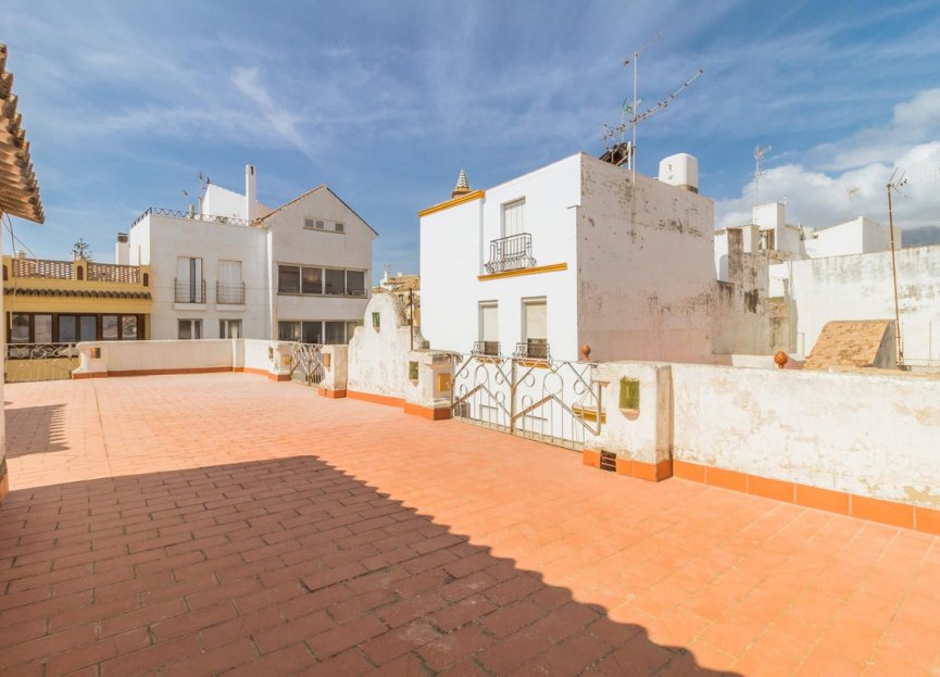 Resale - House - Townhouse - Estepona - Estepona Centro